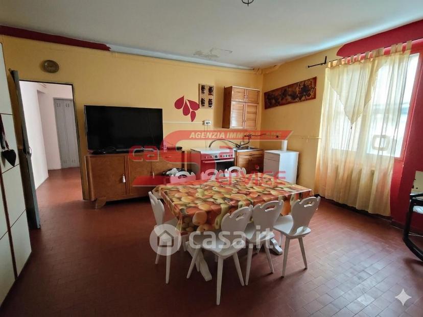 Quadrilocale in Via Croce Guigli 11 — foto 3 di 17