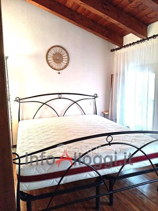 Trilocale in Via Orlandi — foto 12 di 16