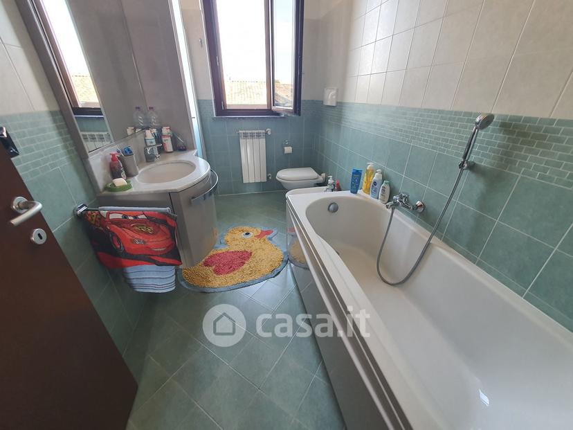 Trilocale in Via Roncadello — foto 8 di 15