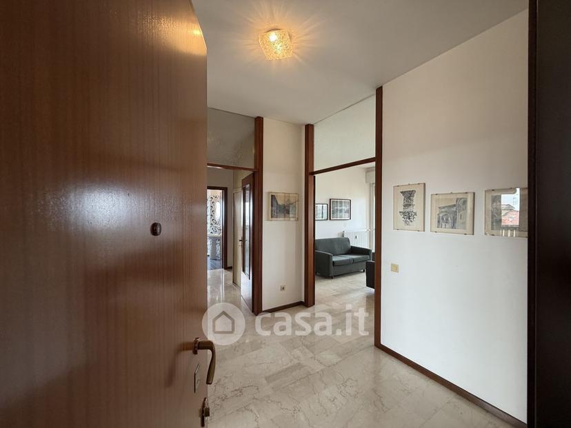 Trilocale in Via Enrico Toti 37 — foto 21 di 24