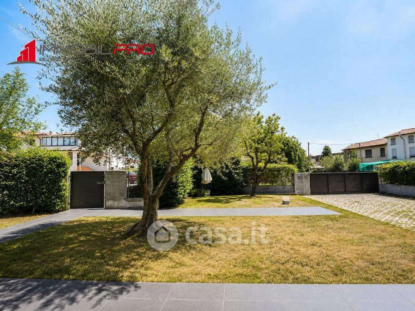 Trilocale in Via San G. Bosco 65 — foto 15 di 31