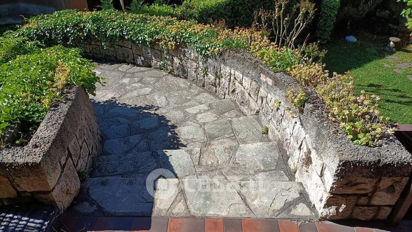 Villa in Via Spluga 32 — foto 11 di 38