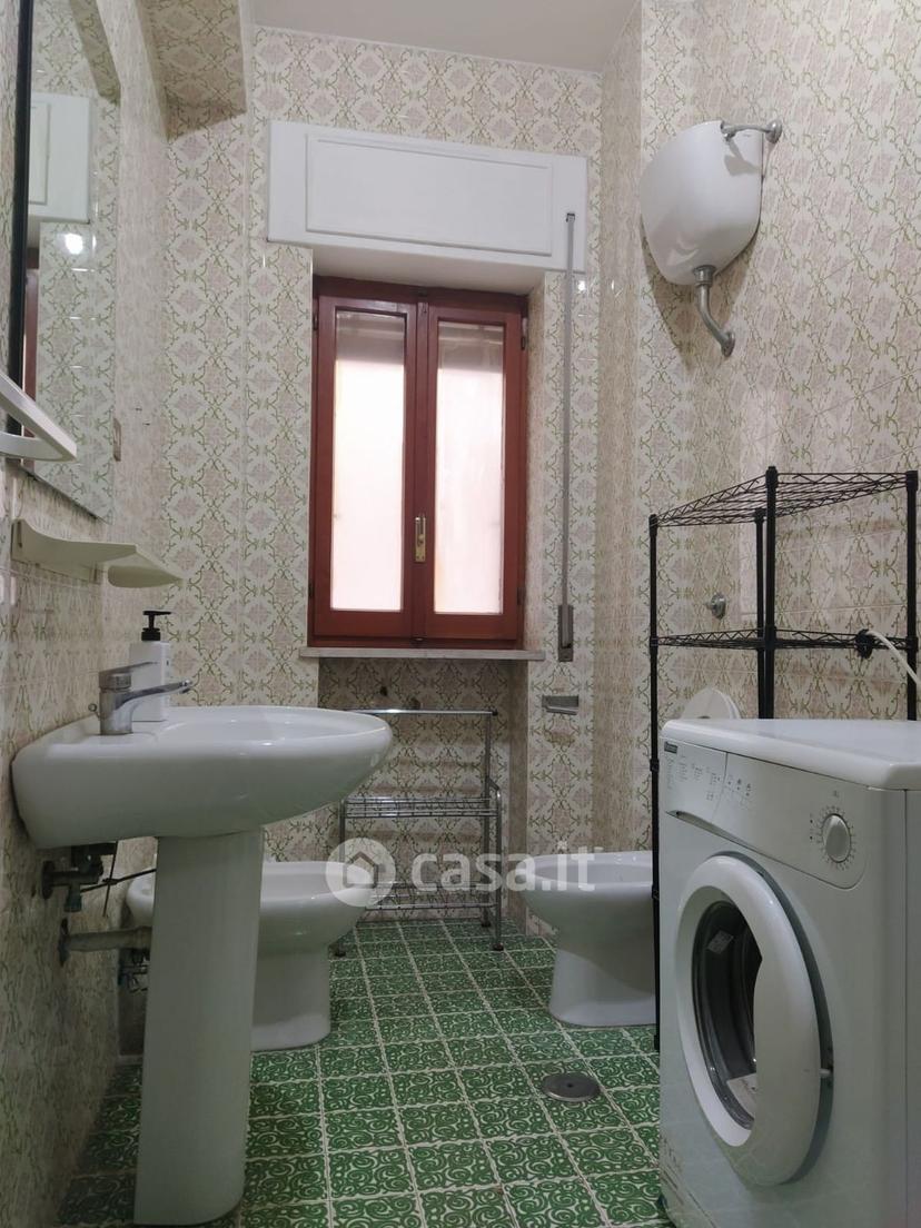 Stanza in Via dei Mulini 30 — foto 12 di 27