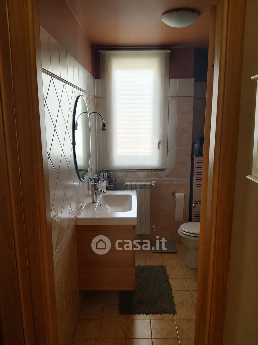 Quadrilocale in Via Genova 15 — foto 18 di 48
