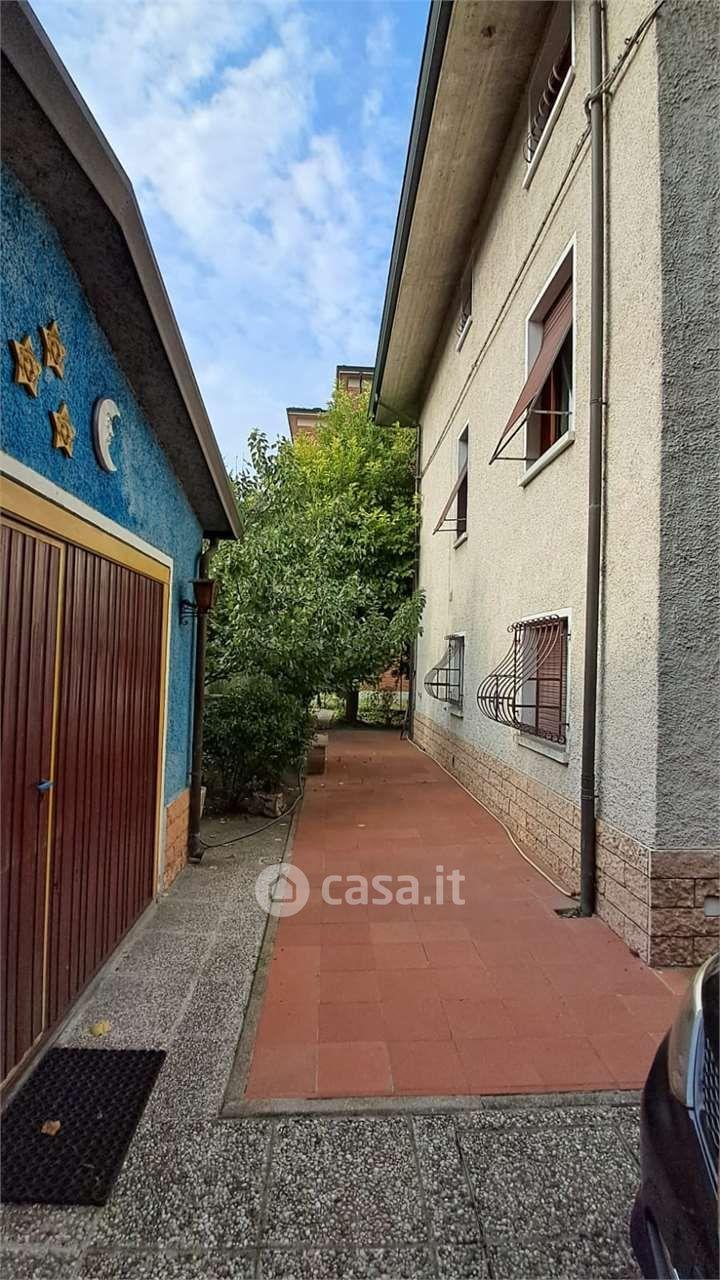 Appartamento in Via Telemaco Dall'Ara 11 — foto 5 di 31