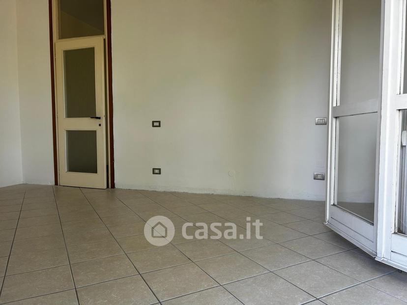 Quadrilocale in Via Milano 22 — foto 8 di 34