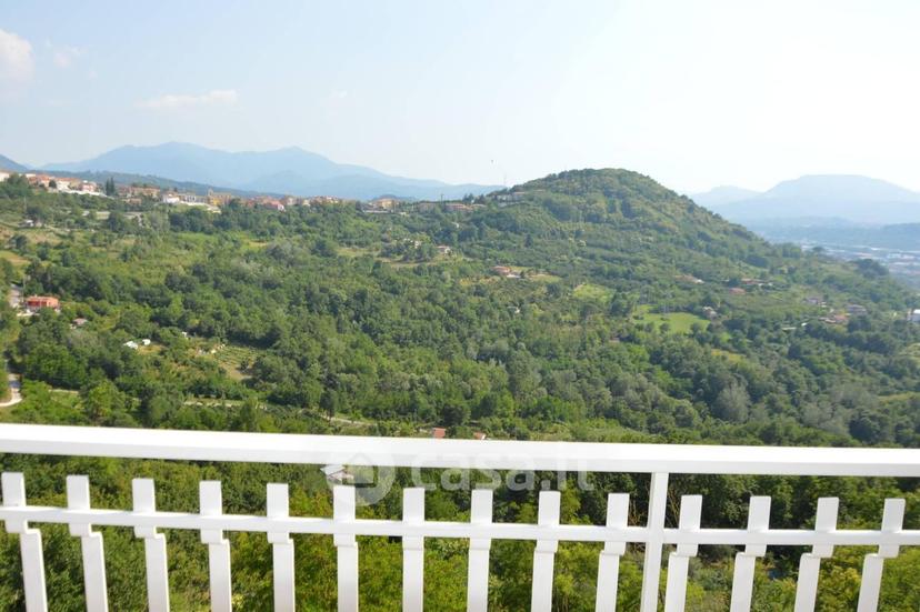 Trilocale in Via Pie' di Castello — foto 5 di 15