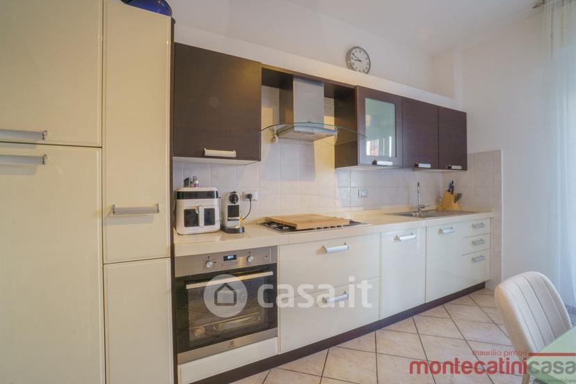 Appartamento in Via Vieri Orsucci — foto 8 di 54