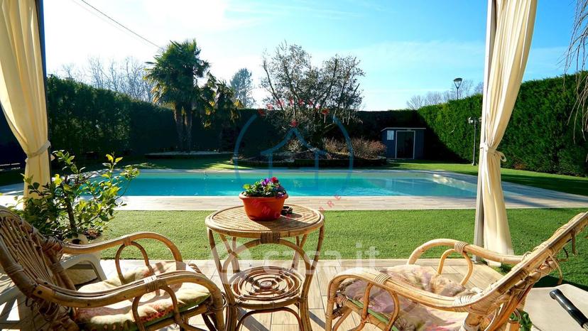 Villa in Via Roma — foto 42 di 58