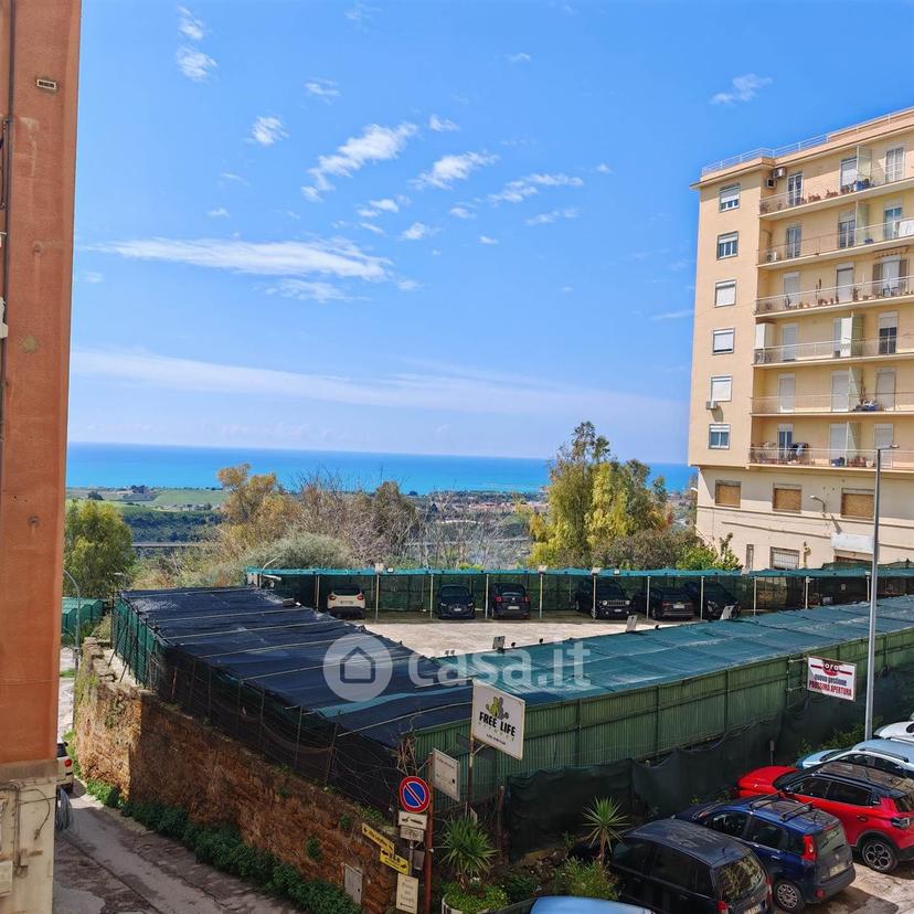 Quadrilocale in Via Dante Alighieri 92 — foto 19 di 21