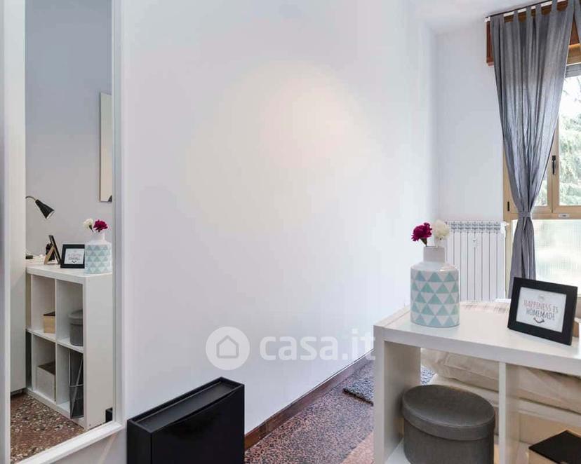 Stanza in Viale Giovanni Vicini 20 — foto 21 di 33