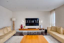 Appartamento in Viale Monte Grappa 22 B