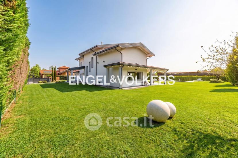 Villa in Via del Borgo 2 — foto 13 di 33