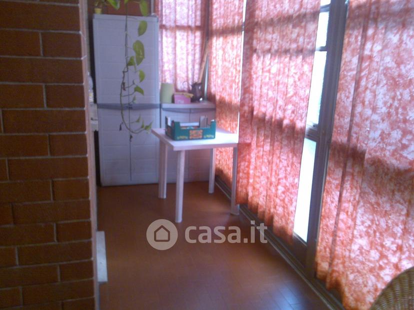 Stanza in Via Isernia — foto 3 di 19