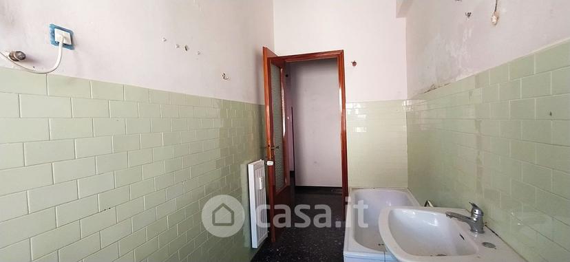 Trilocale in Via Domenico Fiasella — foto 29 di 32