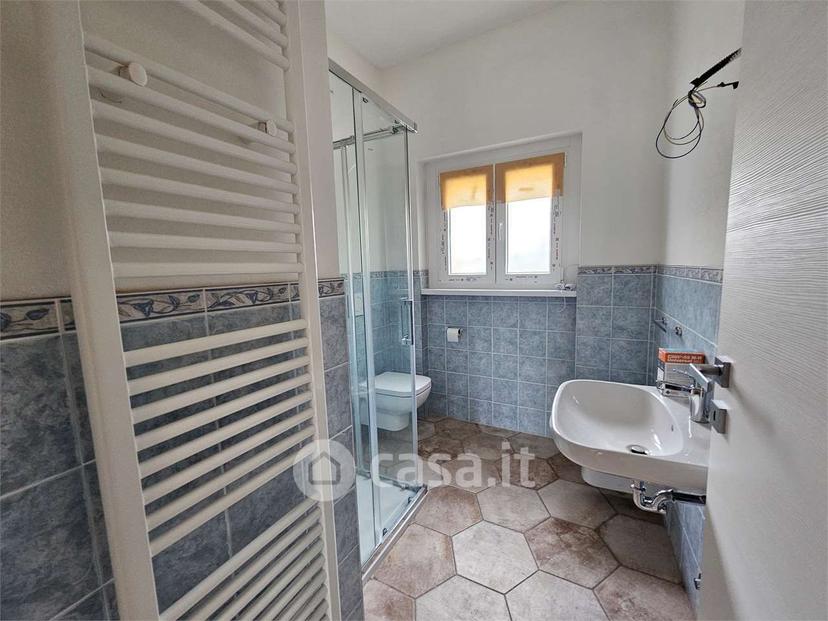 Villa in Via Goffredo Mameli — foto 9 di 36
