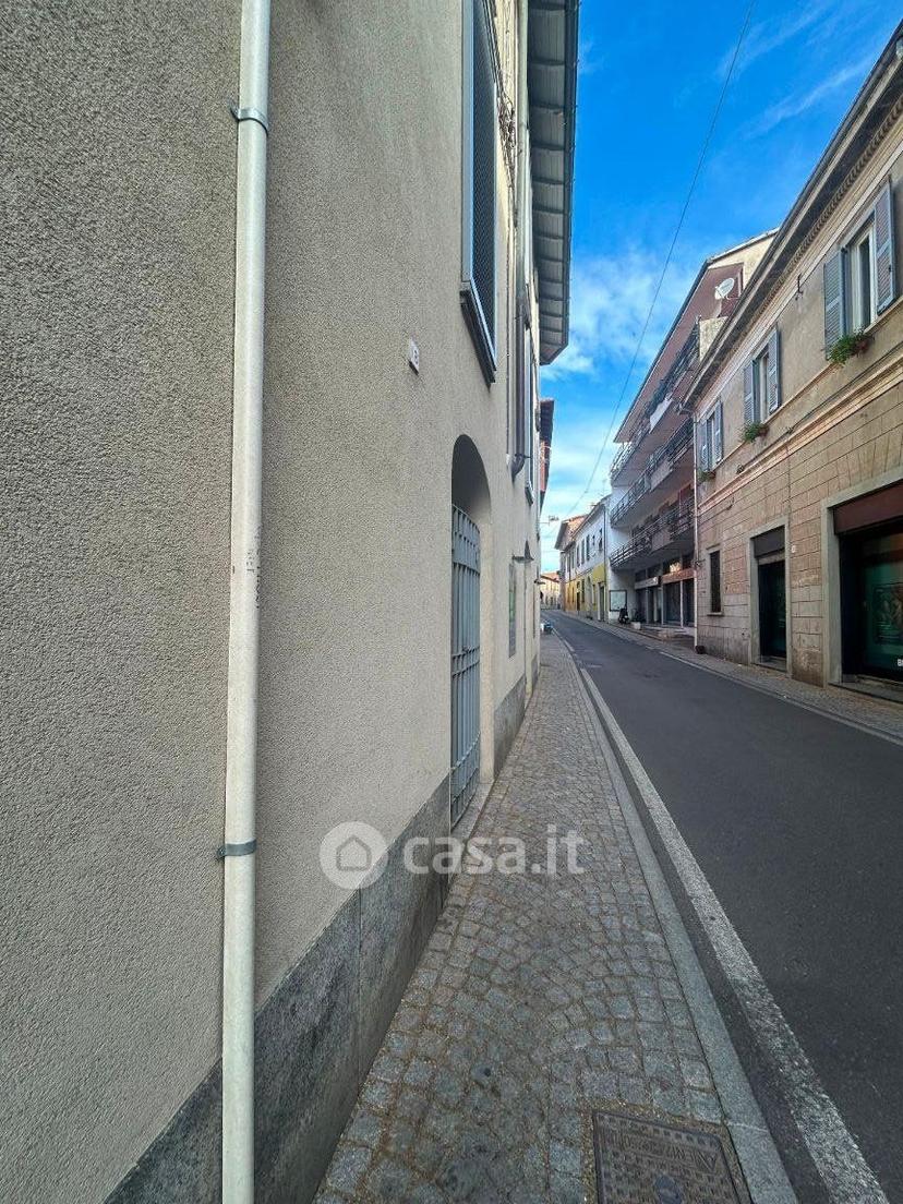 Bilocale in Via Roma — foto 12 di 14