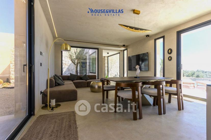 Villa in Via Puzzi — foto 65 di 68