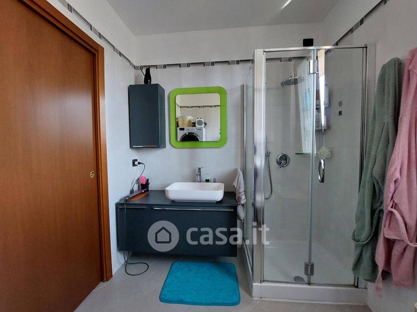 Trilocale in Via Arno 25 — foto 11 di 27