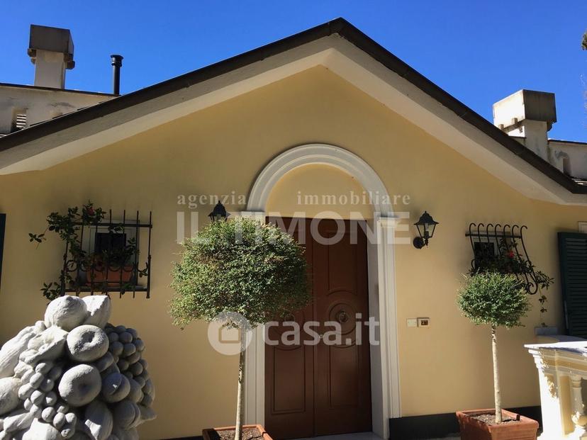 Trilocale in Via Cornice di Sant'Ambrogio — foto 8 di 31