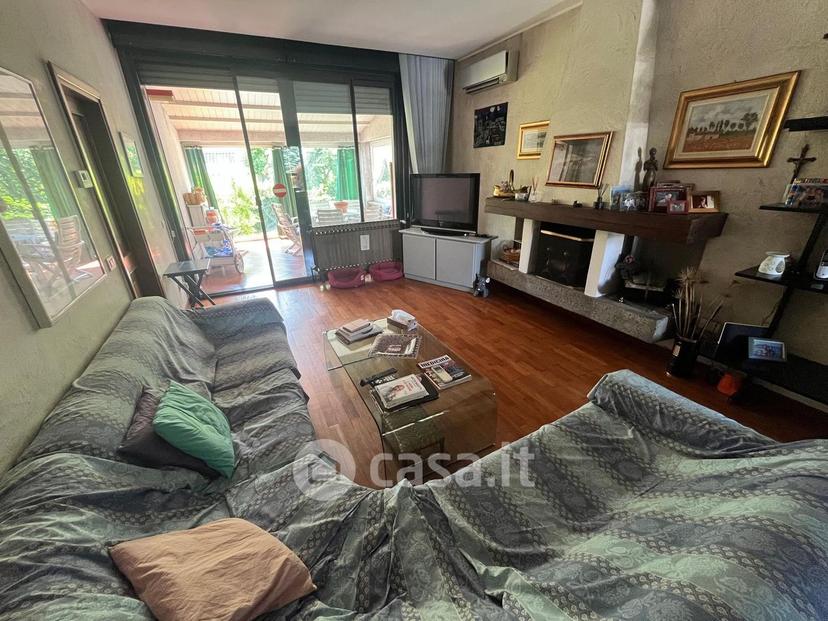 Villa in Via Val d'Ossola — foto 4 di 49