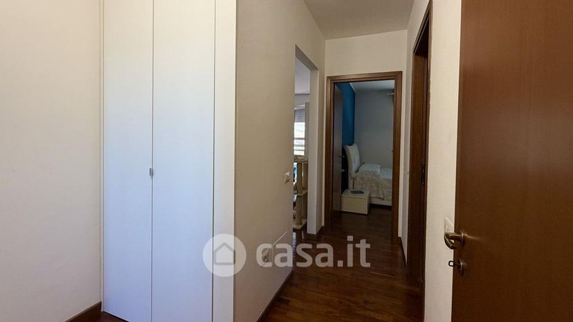 Trilocale in Via Sandro Pertini 4 — foto 3 di 20