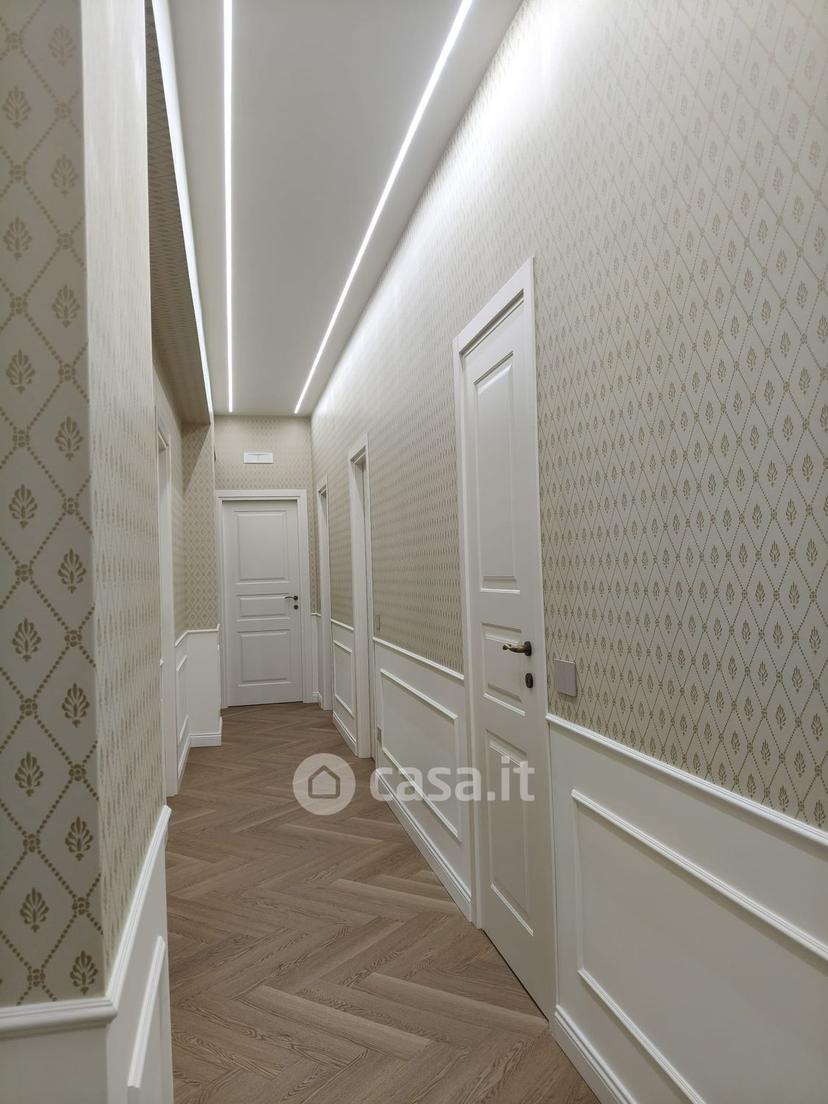Stanza in Via Monaca Santa — foto 4 di 16