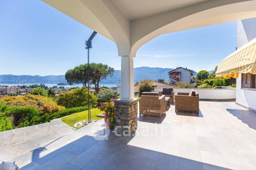 Villa in Via Giulio Pogiani 3 — foto 24 di 44