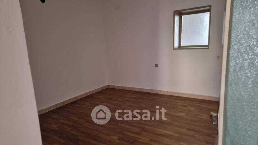 Trilocale in Piazza C. B. Cavour 2 — foto 3 di 28
