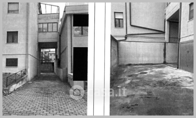 Appartamento in Via Antonio de Curtis — foto 24 di 32