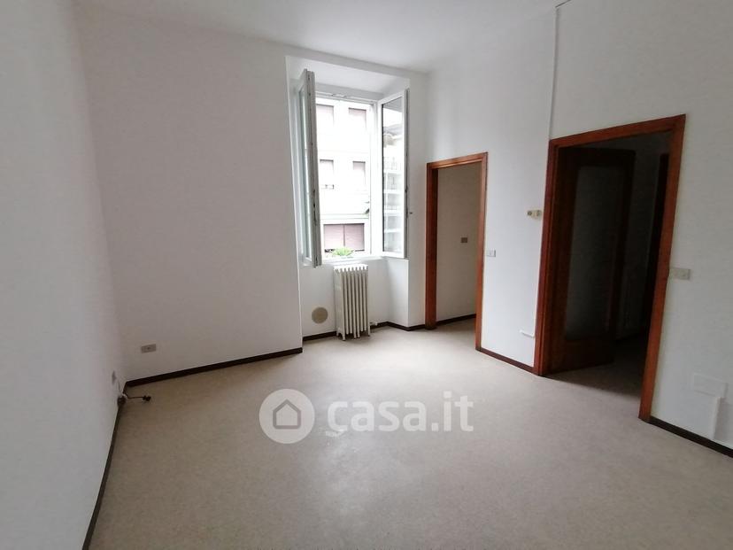 Trilocale in Via Magenta 9 — foto 17 di 20