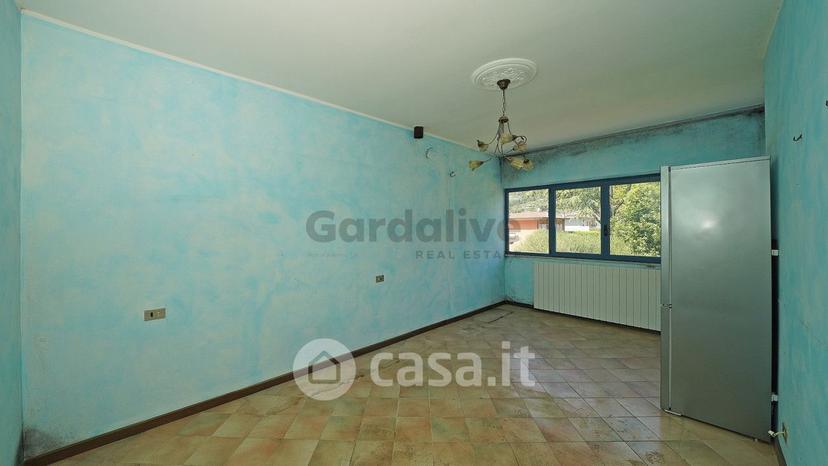 Trilocale in Via Andrea Celesti — foto 33 di 45