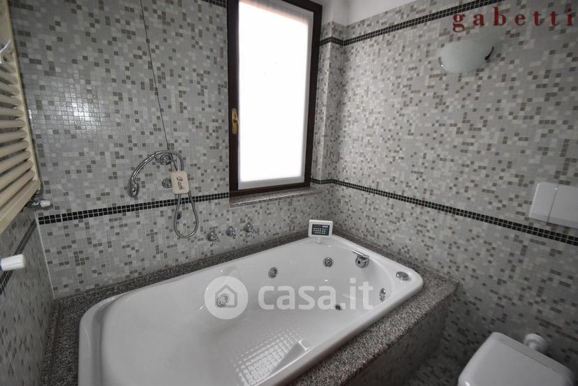 Appartamento in Via Alessandro Volta 62 — foto 38 di 45