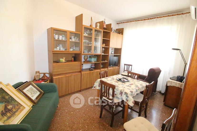 Quadrilocale in Via Taggia 11 — foto 35 di 45