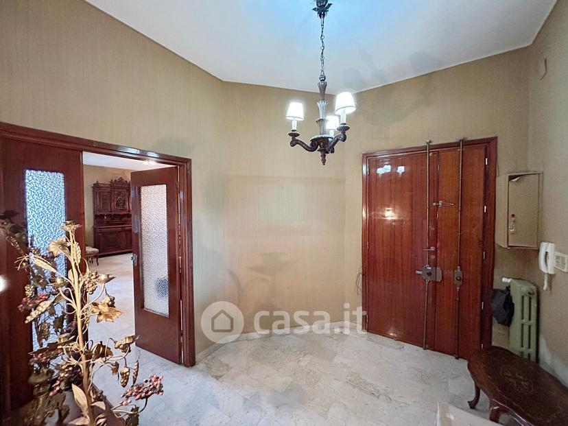 Appartamento in Via Imperatore Adriano — foto 14 di 39