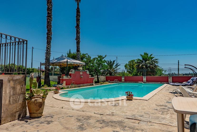 Villa in Via Agamennone 2 — foto 14 di 93
