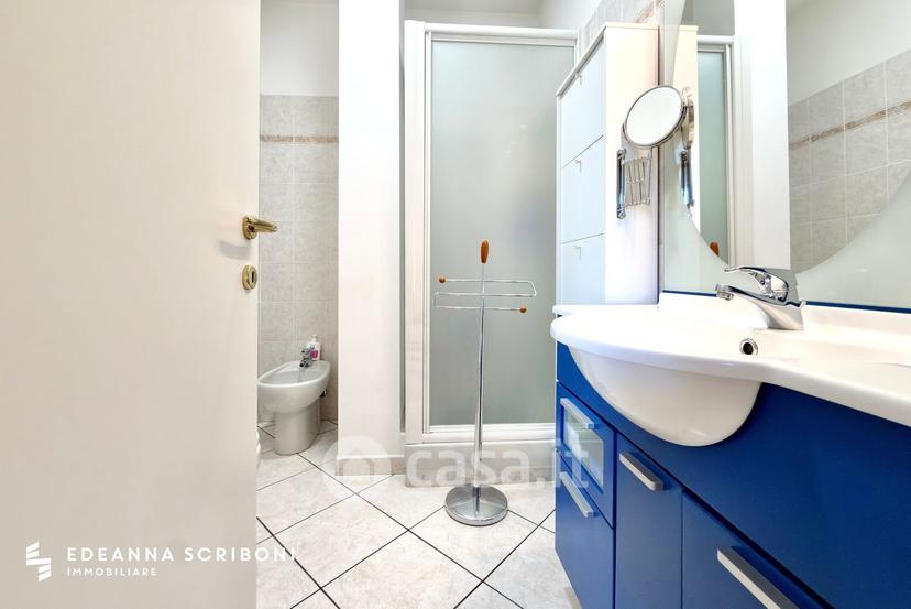 Trilocale in Via Aurelia 111 — foto 25 di 38