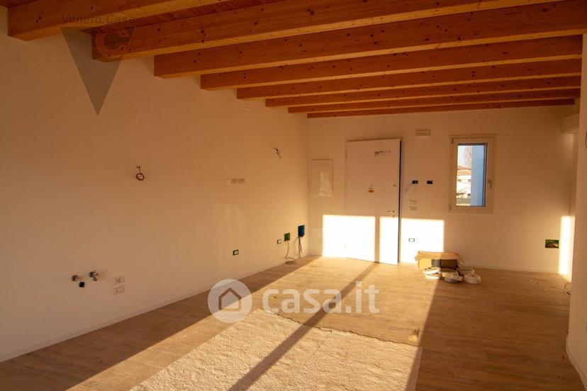 Trilocale in Via Papa Pio XII — foto 19 di 29