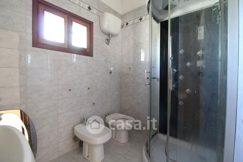 Trilocale in Via Udine 35 — foto 21 di 33