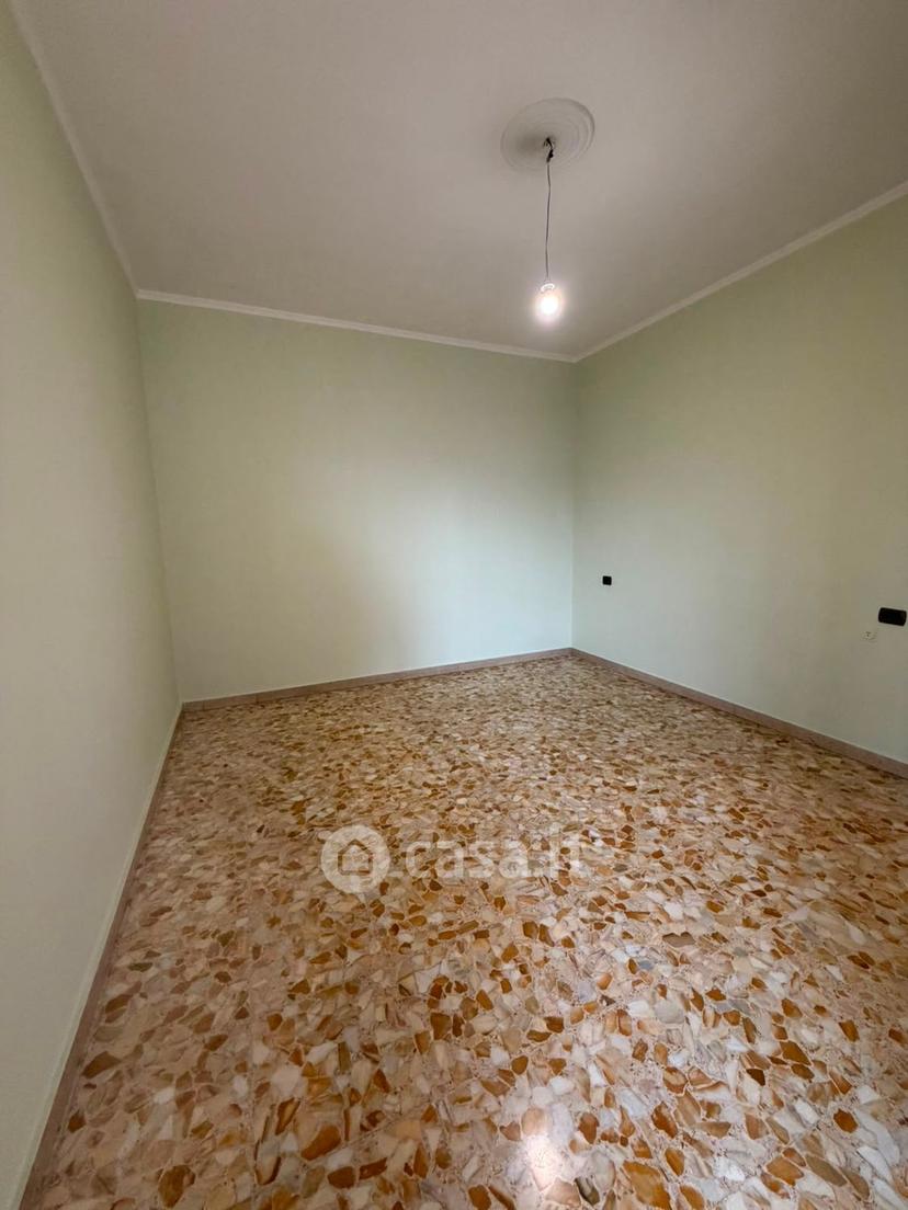 Trilocale in Via Mauro Leone