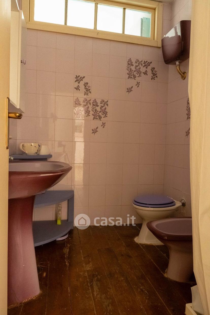 Trilocale in Via Rosmini — foto 18 di 24
