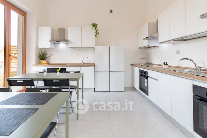 Stanza in Viale G. Marconi 180 — foto 25 di 37