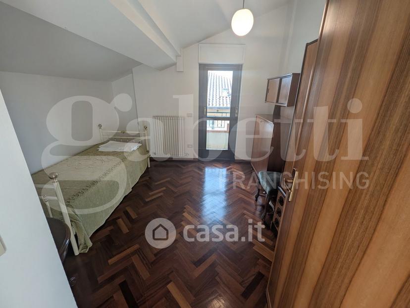 Trilocale in Via Assisi 1 — foto 3 di 20