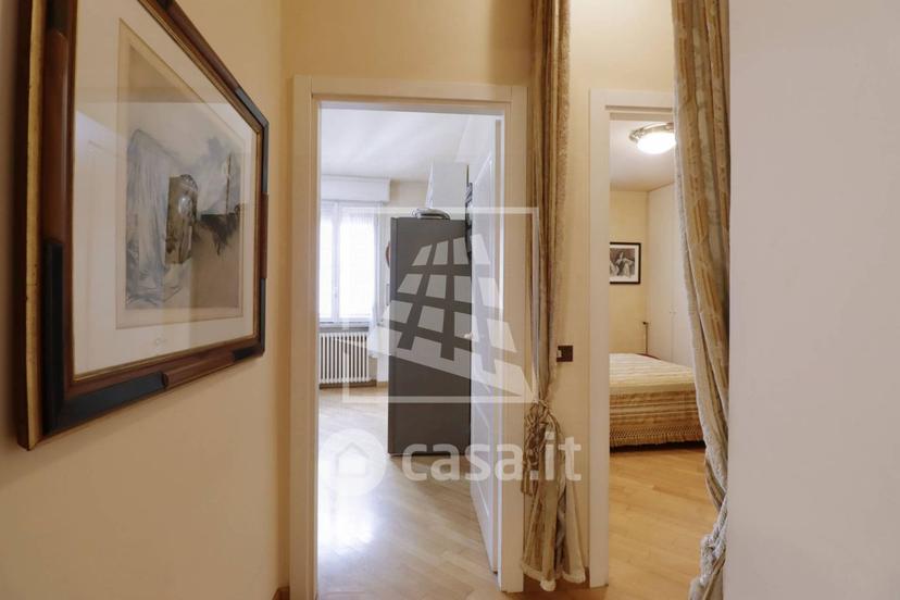 Quadrilocale in Via dei Due Gobbi 10 — foto 2 di 36