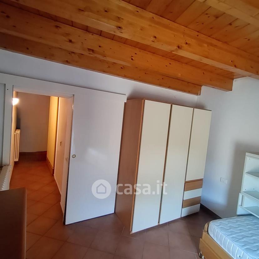 Trilocale in Via Gireglio 33 — foto 10 di 25
