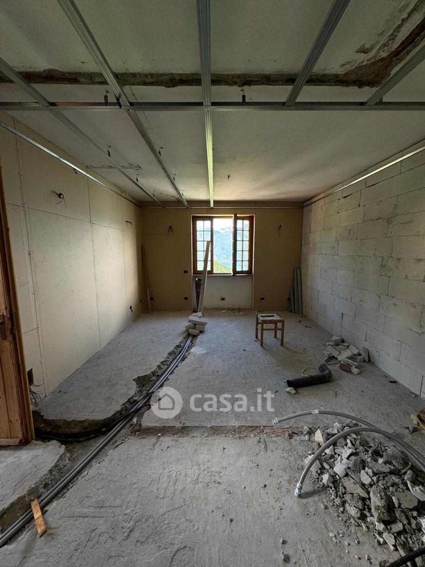 Bilocale in Via Per Barna 9 — foto 2 di 20