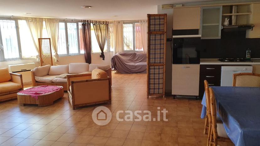 Appartamento in Via degli Oleandri 16 — foto 16 di 40