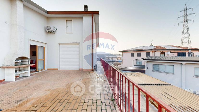Villa in Via Muoni 15 — foto 9 di 44