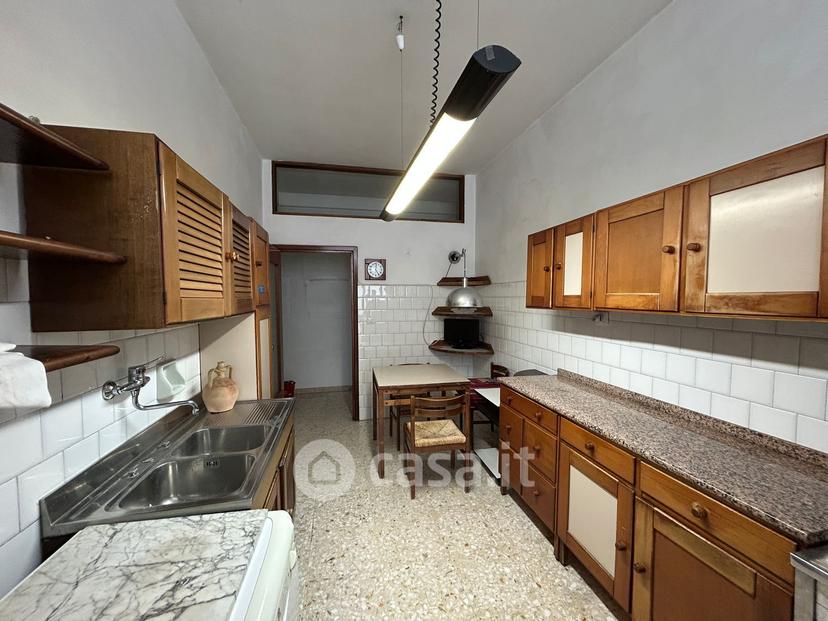 Appartamento in Via Imperatore Adriano — foto 22 di 39
