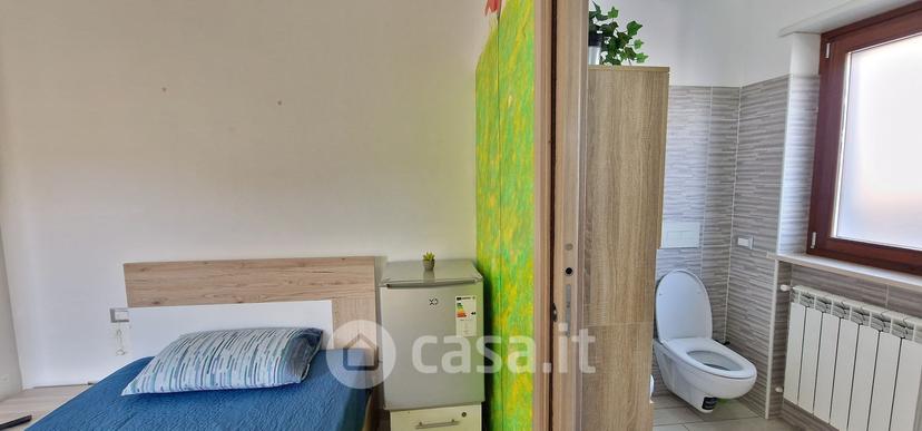 Stanza in Viale Cappuccini 3 — foto 4 di 72